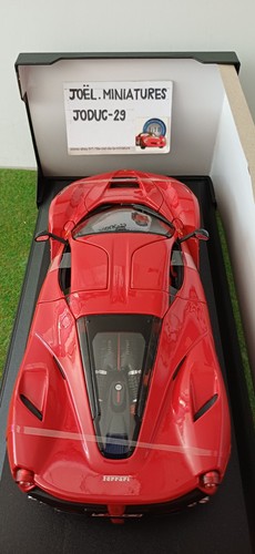 FERRARI " LA FERRARI " rouge roues noir 1/18 BURAGO 18-16000 voiture miniature - Imagen 5 de 7