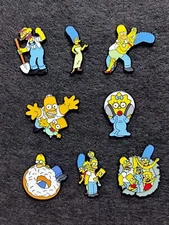 8Pcs The Simpsons Backpack Hat Lapel Pins Metal Badges Cartoon Gifts 1.2"-1.3"