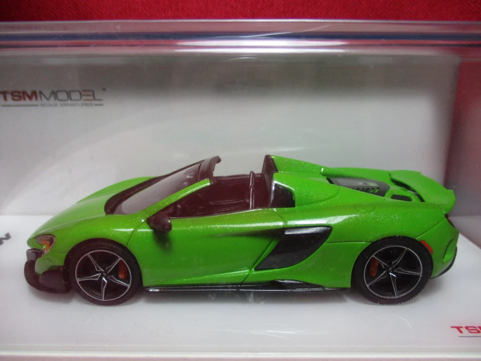 1/43 Scale McLaren 675LT Spider 2016 Mantis Green TSM Minichamps Spark Model Car - Image 2 of 3