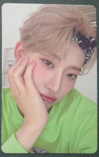 ONLYONEOF 2024 Season's Greetings New Season Member Photocards Official POB - Picture 16 of 17