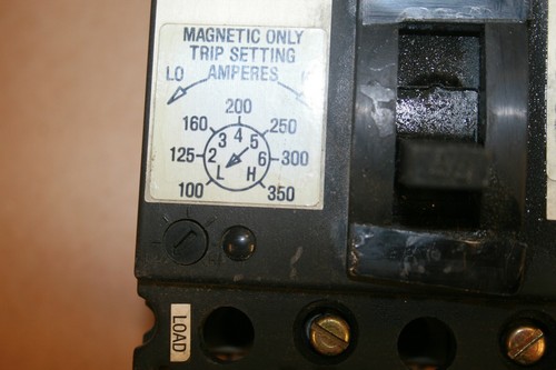 SQUARE D 30Amp FAP3603015MTF 600V 3Pole Mag-Gard Trip Circuit Breaker - Picture 4 of 9