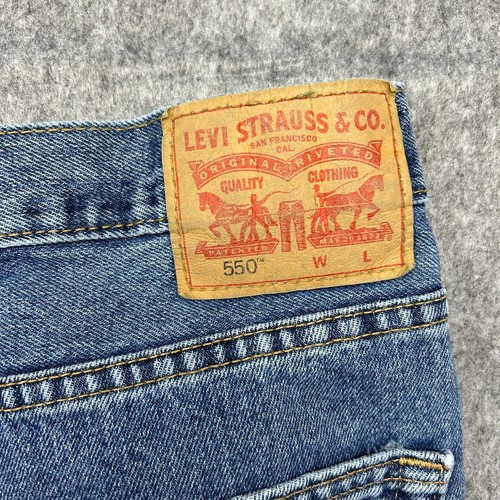 Levi's 550 Relaxed Fit Taper Leg Jeans Men's Size 54 X 32 Medium Wash Denim - Picture 3 of 12