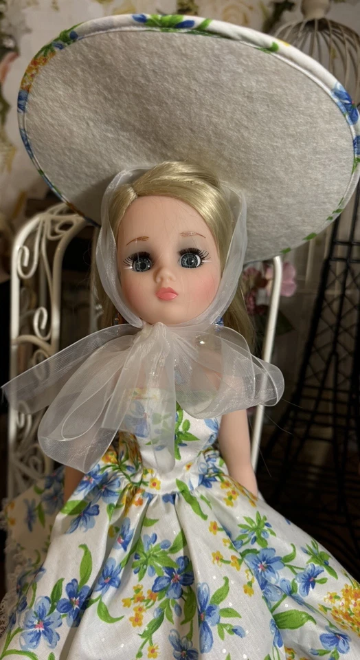 MADAME ALEXANDER COCO, MUÑECA 16 PULGADAS, NOCHES RIVIERA, COMPLETA, SIN SOPORTE, LEER Foto 4 de 4