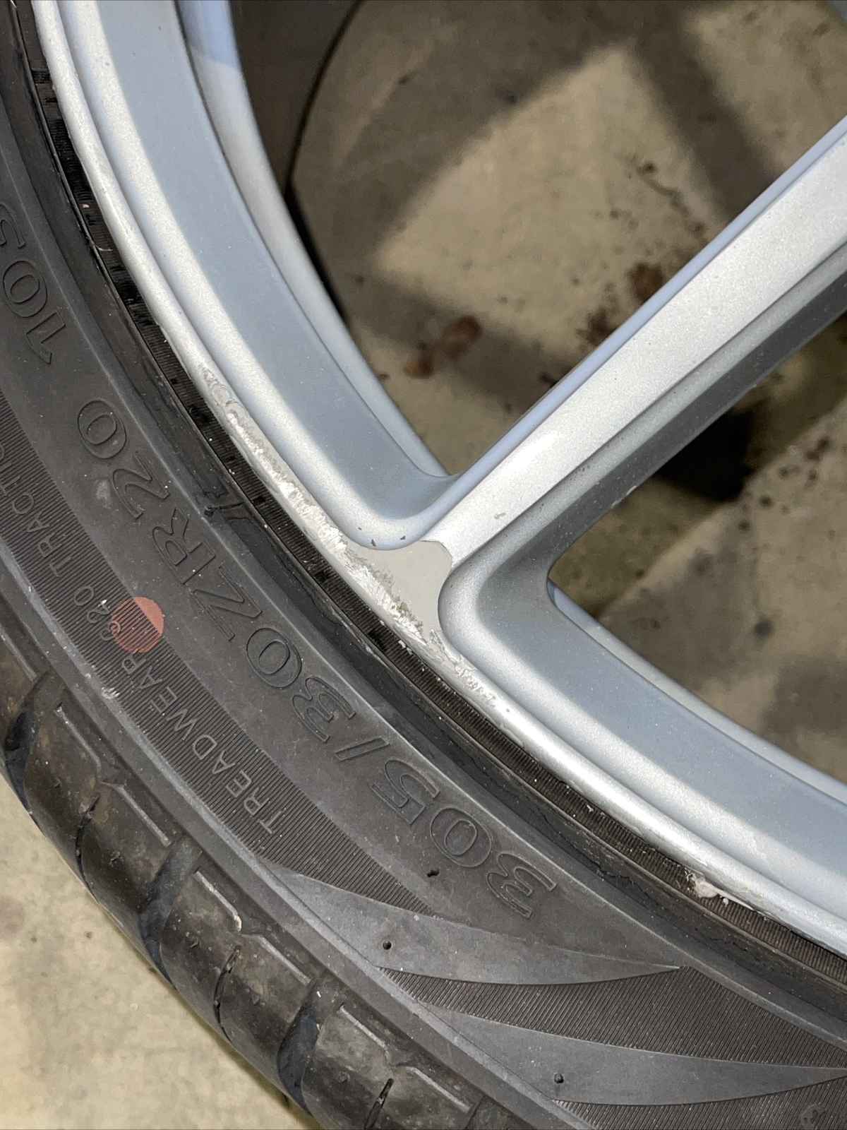 2012 2013 2014 MCLAREN MP4-12C OEM GENUINE  20" REAR WHEEL & CAP Super  Light