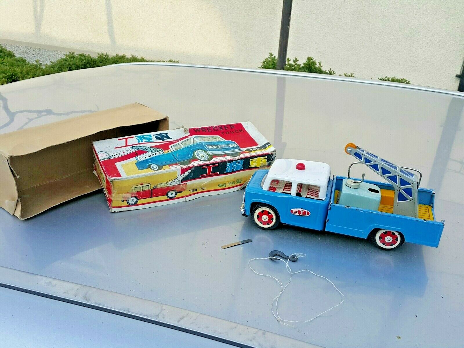 Picture 6 of 12