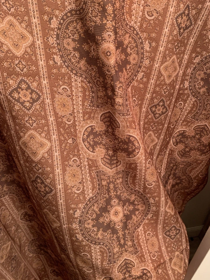 "Cortina de ducha estilo alfombra rústica vintage marrón tostado, bronce tradicional 66"" X 72""" Foto 4 de 4