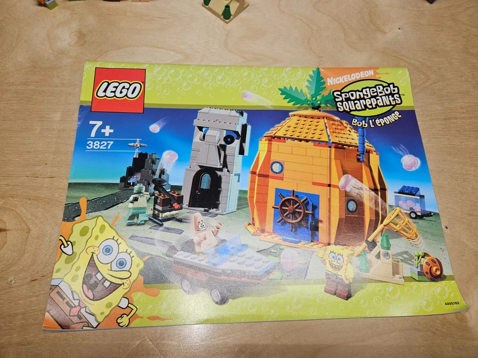LEGO 3827 Spongebob Adventures in Bikini Bottom 100% COMPLETE w/Minifigs & Book - Image 2 of 4