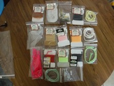 sortiertes Fliegenbindematerial großer Posten Fliegenfischen Trocken-/Nassfliegen/Salz/Süßwasser