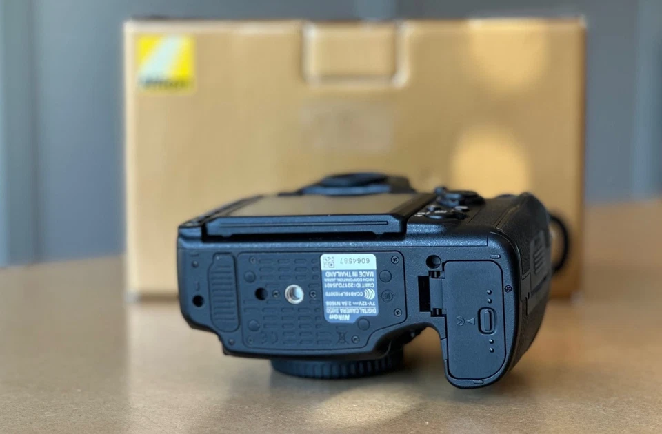 Nikon D850 Gehäuse (20.845 Ausl.) vom händler Private-Fotografie.nl - Bild 4 von 4