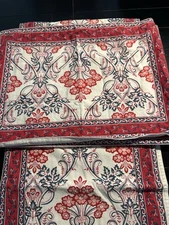 Set Of 4 NAPA STYLE Placemats And Table Runner Red Floral EUC