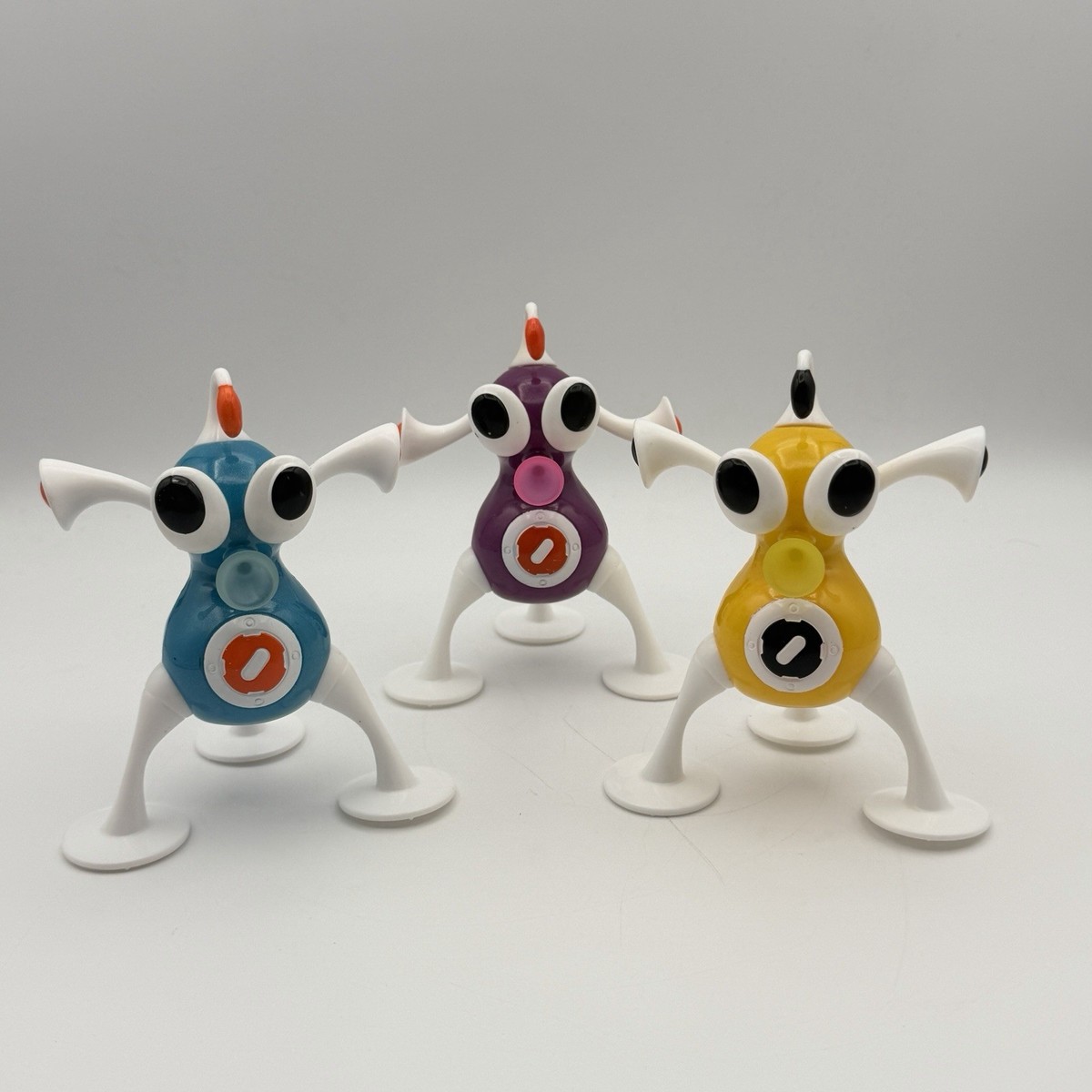 Lot Of 3 2006 McDonald's Zizzle iZ Tripod Robot Happy Meal Figure