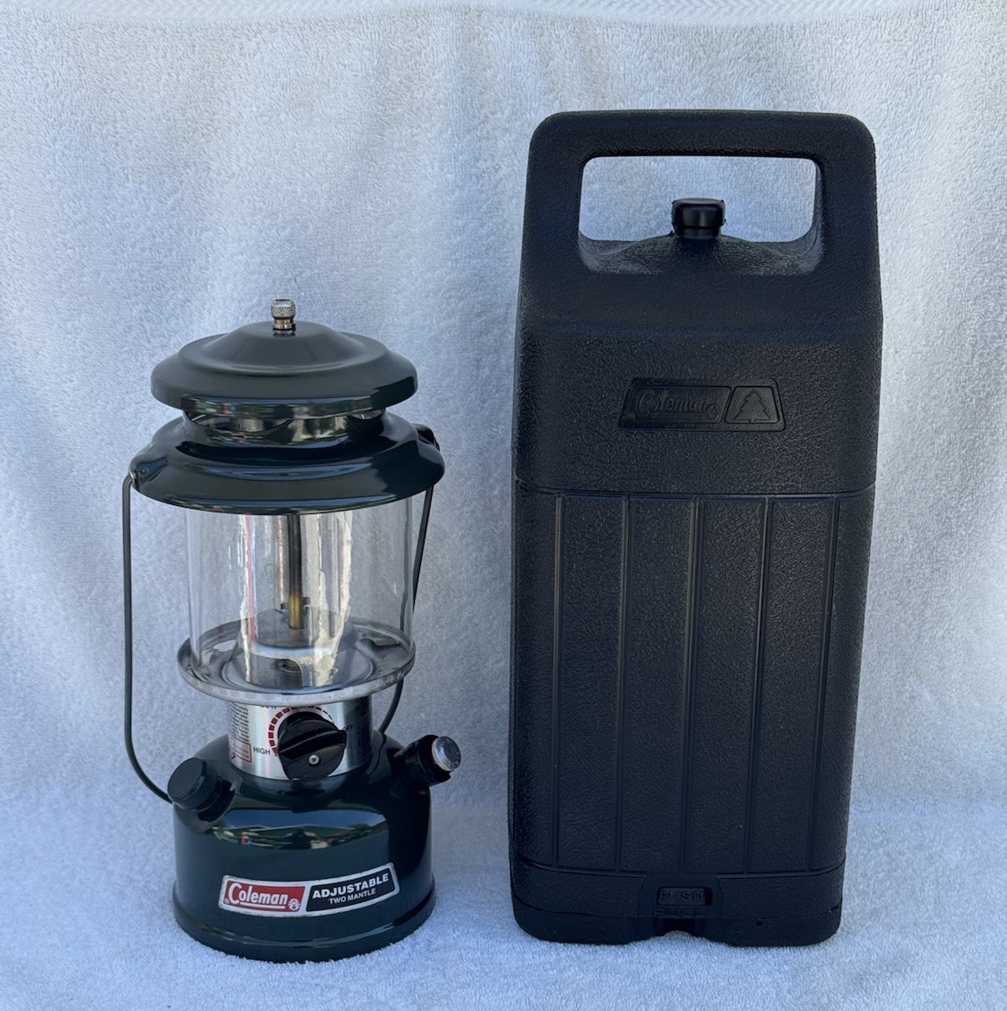 Coleman Lantern ツーマントル ケース付き Coleman 288 Adjustable Two Mantle Lantern With Hard Case