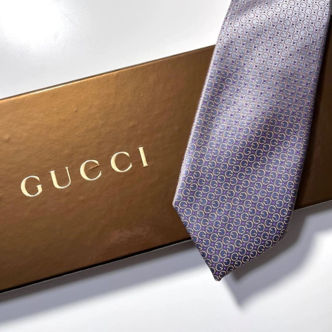 GUCCI Cravate, Cravate 150cm 100% Soie, Violet Clair Motif GG, Double G Excellent