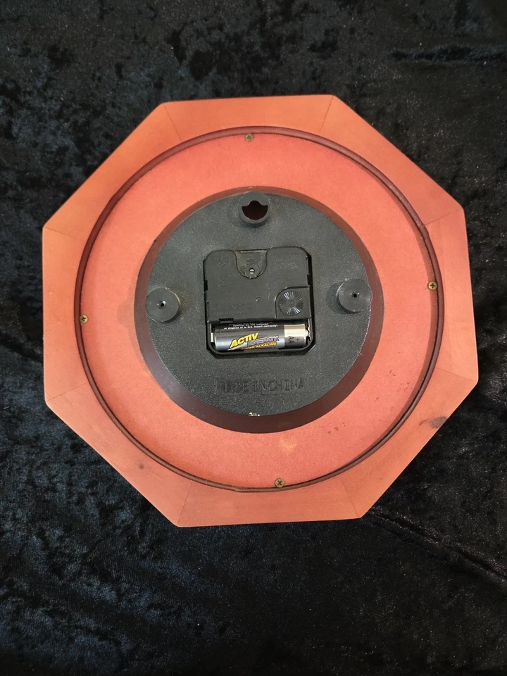 Reloj de Día de DayClocks.com Clásico 10" Marco de Madera Días de la Semana Reloj de Pared Foto 2 de 2