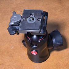 Manfrotto 496 Ball Head with Quick Release Plate Mfr # MH496-BH