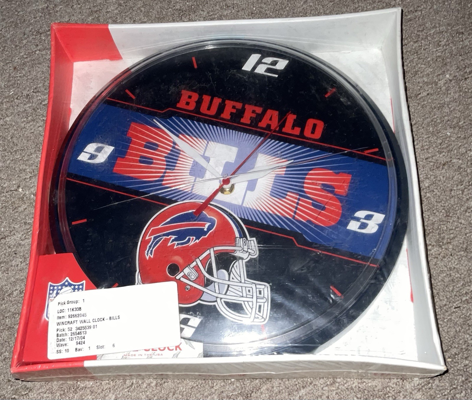 Vintage Buffalo Bills wall clock appears to be from WinCraft