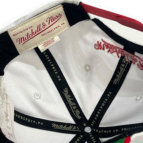 Mitchell & Ness Chicago Bulls Snapback Hat Cap White/Red/NBA Finals 1998 Patch - Picture 6 of 6