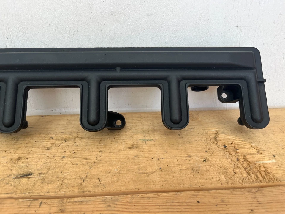98-03 BMW E39 530i 525i OEM Air Intake Manifold Distribution Rail 1440318 - Image 4 of 4