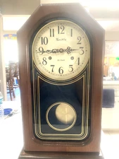 Vintage Montgomery Ward Chime Pendulum Mantel Clock Working