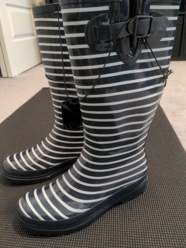 Womens Rain Boots with Buckle,Size 7 