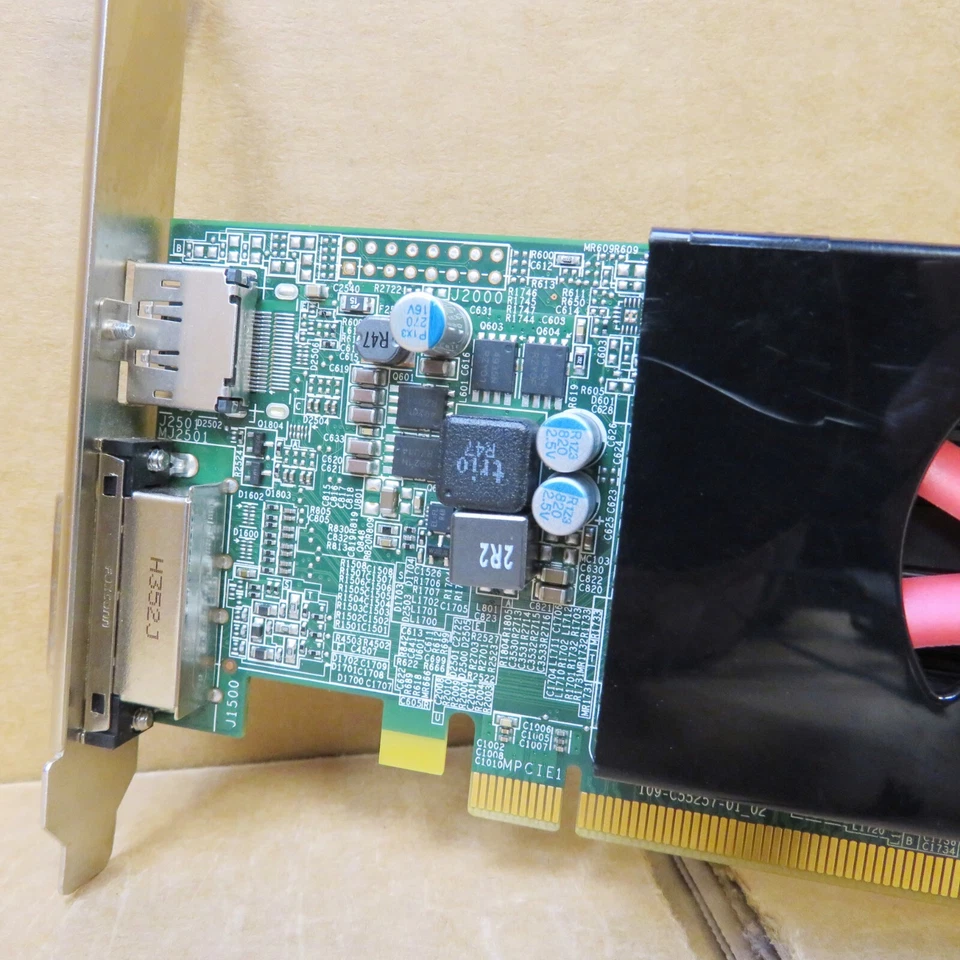 DELL (AMD) Radeon HD 8570 Graphics Card w/128 Bit Memory Bus (Standard Bracket) - Image 3 of 4