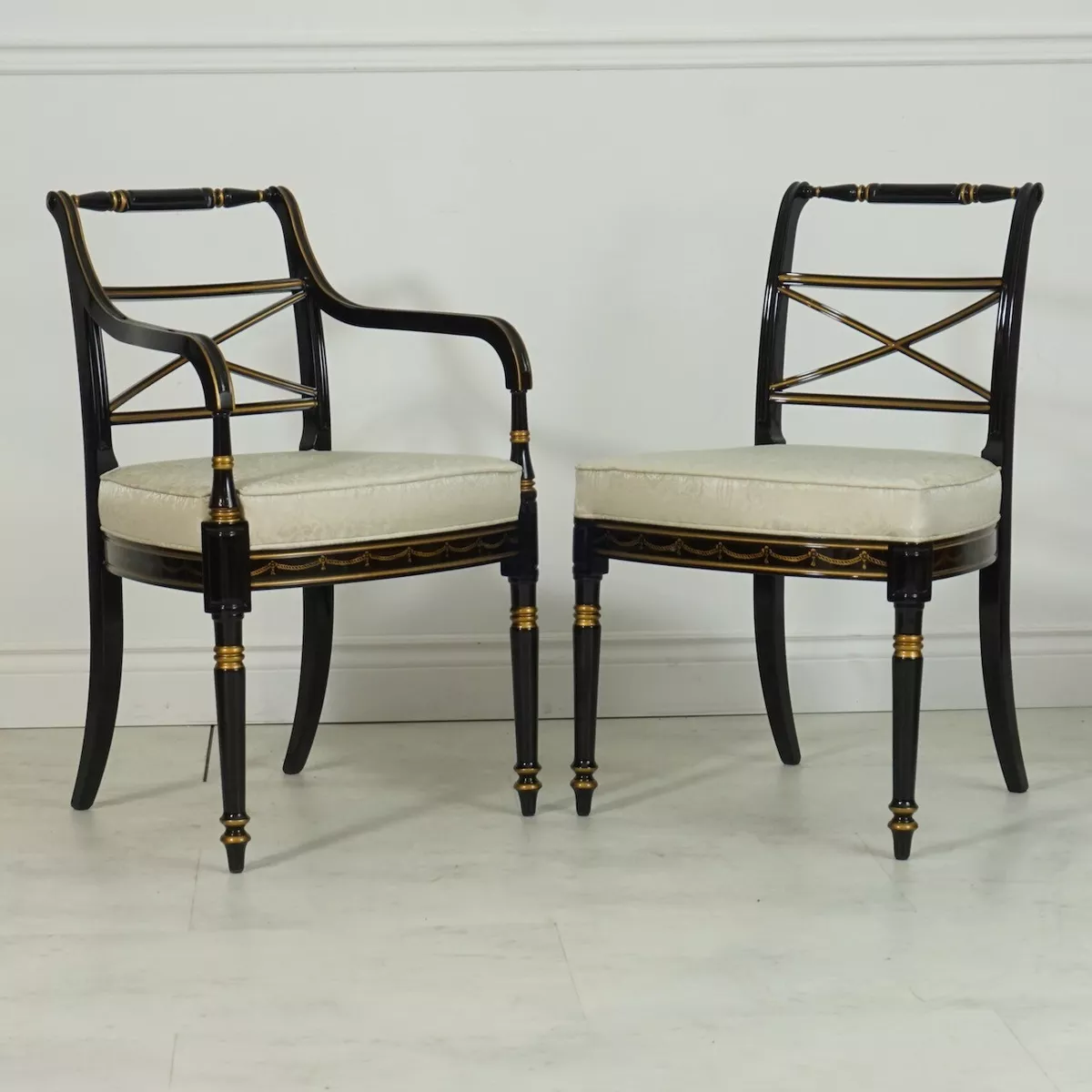 Set of 8 mahogany Regency style Dining chairs Traditional Ebony black gold