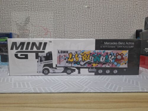 MiniGT Mercedes-Benz Actros With 40 Feet Container " LBWK Kuma Grafiti" - Picture 2 of 6