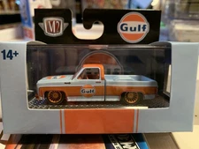 ⭐️ M2 Machines Gulf 1973 Chevrolet Cheyenne 10 CHASE 1/750 ⭐️