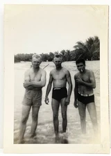 1940s Three Shirtless Men Beach Tough Guy Cigarette Gay Int Snapshot Photo