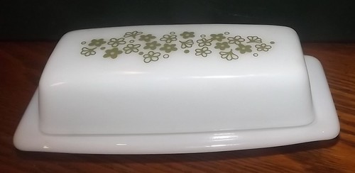 Pyrex Crazy Daisy Spring Blossom 1/4 lb Butter Dish