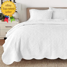 Cotton Victorian Medallion Solid White Matelasse Embossed Bedding Quilt Set