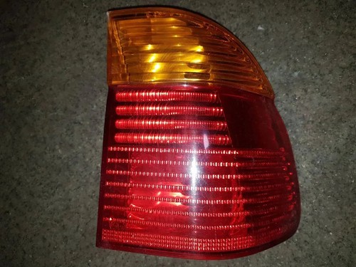 BMW 5 E39 Rücklicht hinten links 6900214 2.50 Petrol 125kw 2000 33753476