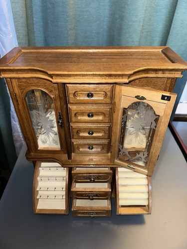 Joyero de madera Powell exquisito de colección mesa muy grande con vidrio grabado - Imagen 13 de 23