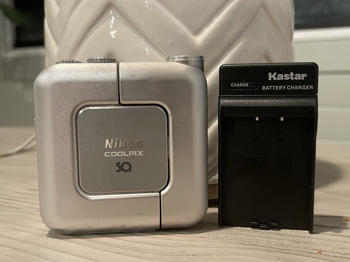 Nikon COOLPIX SQ 3.1MP Digital Camera - Silver for sale Nikon COOLPIX SQ 3.1MP Digital Camera - Silver for sale