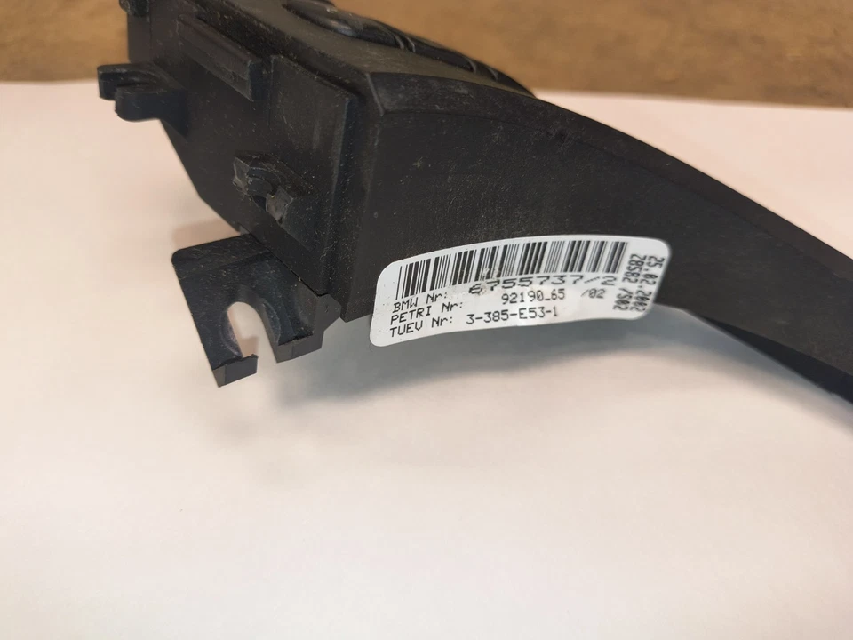 Volante BMW E53 X5 2000-2006 OEM con cubierta y controles Foto 4 de 4