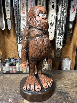 DAZED & CONFUSED Big Foot Chainsaw Carving WALNUT Wood SASQUATCH