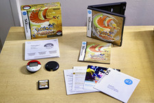 Nintendo DS Pokemon HeartGold CIB Big Box w/ Manual Inserts  PokeWalker