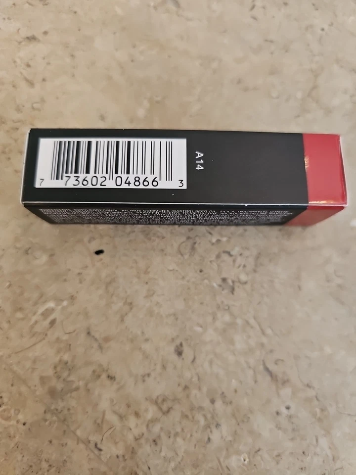 Lápiz labial mate Mac 602 chile Foto 2 de 4