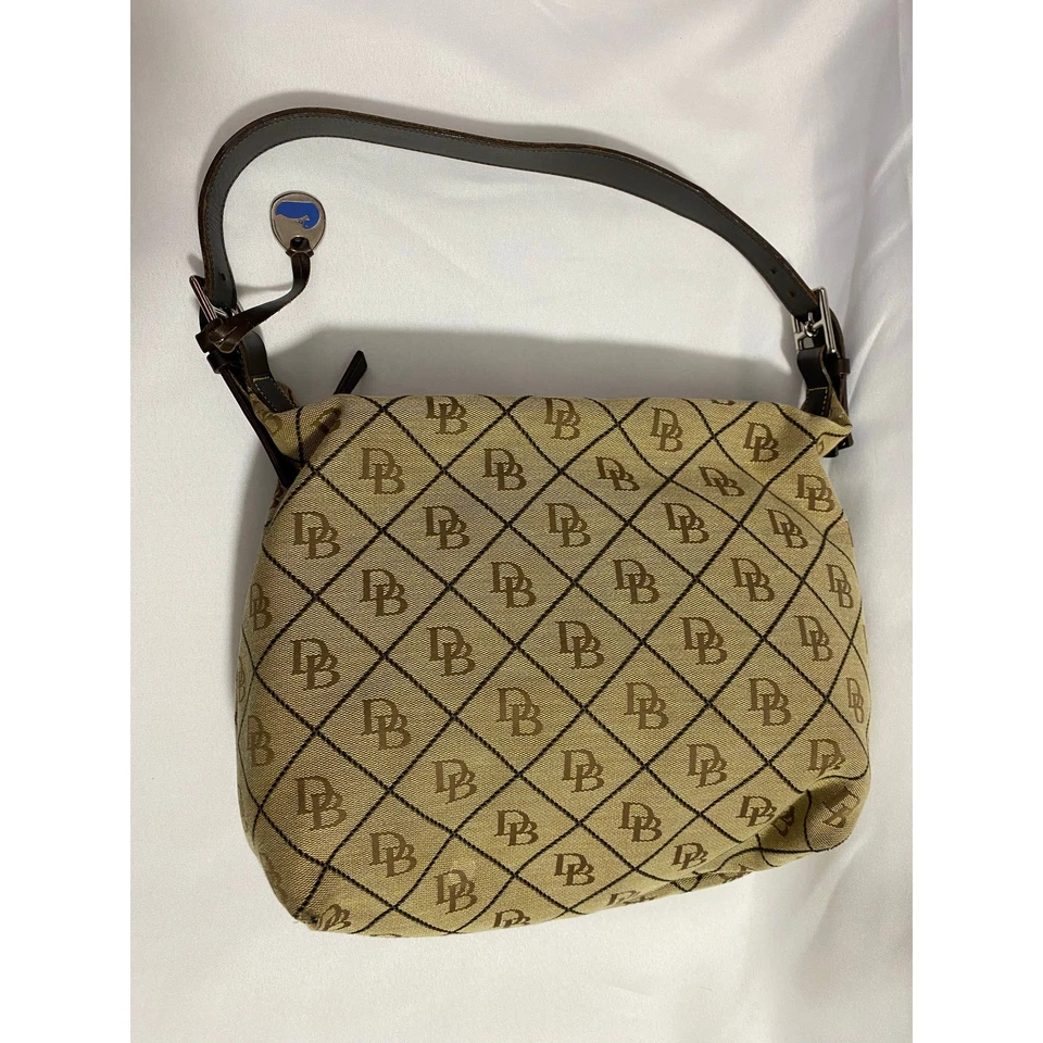 Dooney & Bourke Дамская сумка коричневый монограмма DB печать наплечная сумка выстеганный стиль - Изображение 2 из 4