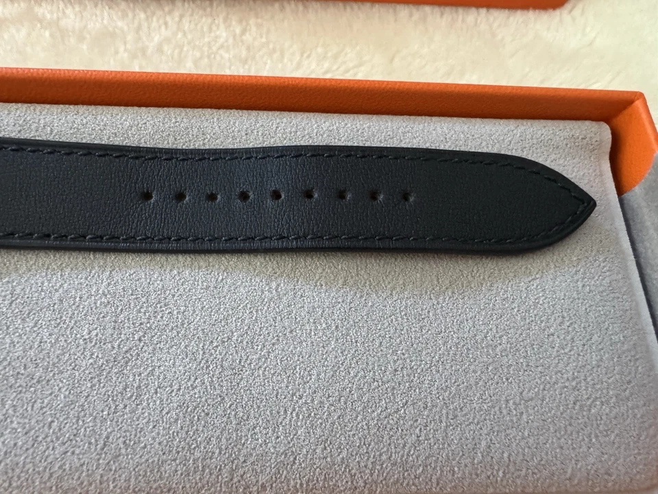 Apple Watch Hermes Double Tour Strap Band 40mm Black Noir MX2Q2AM/A Foto 4 de 4