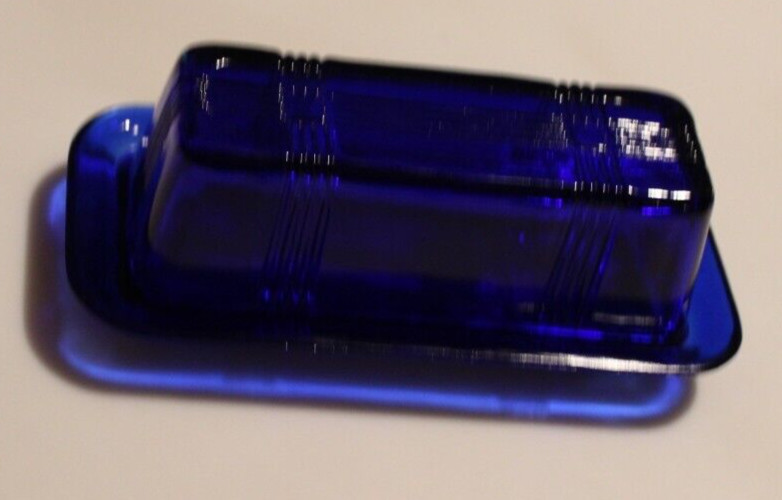 Hazel Atlas Cobalt Blue Criss Cross Covered Butter Dish 1/4 lb Butter Rectangle