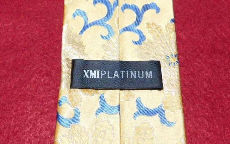 Gravata floral XMI PLATINA FEITA NOS EUA AMARELA/DOURADA/AZUL - GRAVATAS - GRAVATAS DE DESIGNER. - Imagem 3 de 3