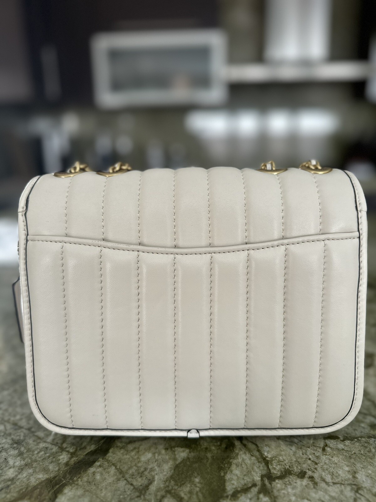 Coach Madison 18 Shoulder Bag With Quilting in Chalk Gem