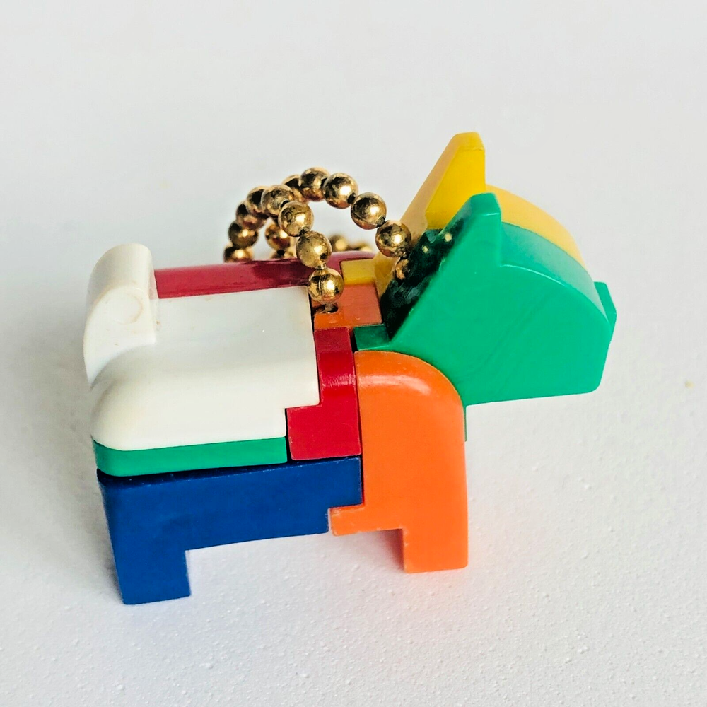 Scottie Dog Pull Apart Put Together Plastic Keychain Puzzle Vintage