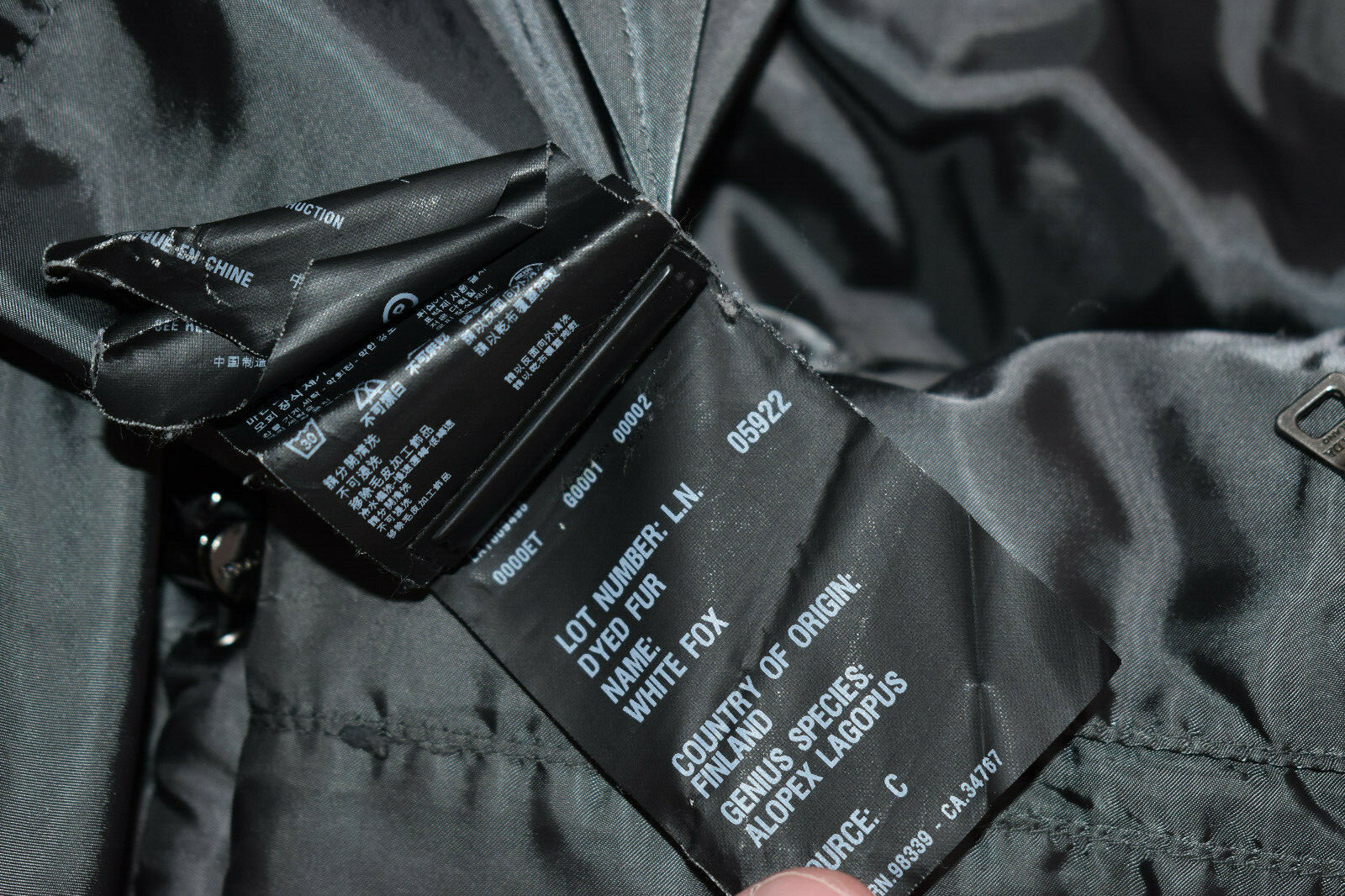 Prada Grey Silver Down Quilted Jacket Zip Coat Fo… - image 11