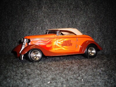 Ford Roadster 1934 Crown Premiums 1:24 Diecast - Serie Trustworthy Hardware Hot Rods