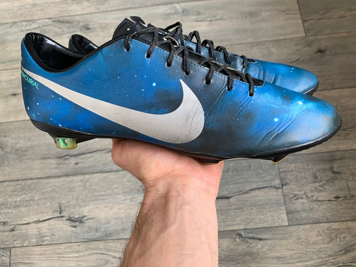 galaxy nike boots
