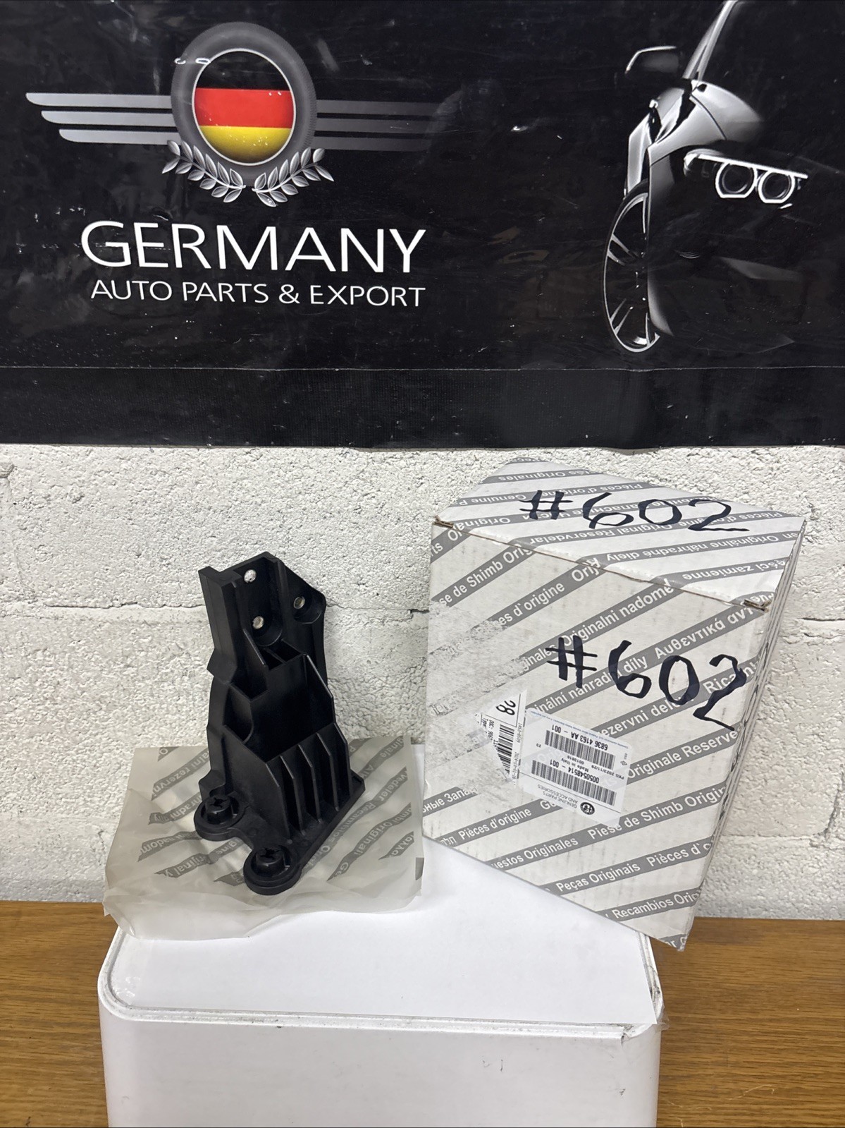 Alfa Romeo Giulia Front Cross Member Bracket 50548514 68364163