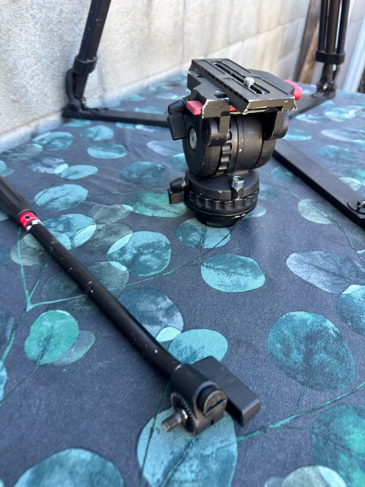 Sachtler DV 1 Fluid Head Tripod System – Professional 75mm Bowl Video Support - Image 4 of 4