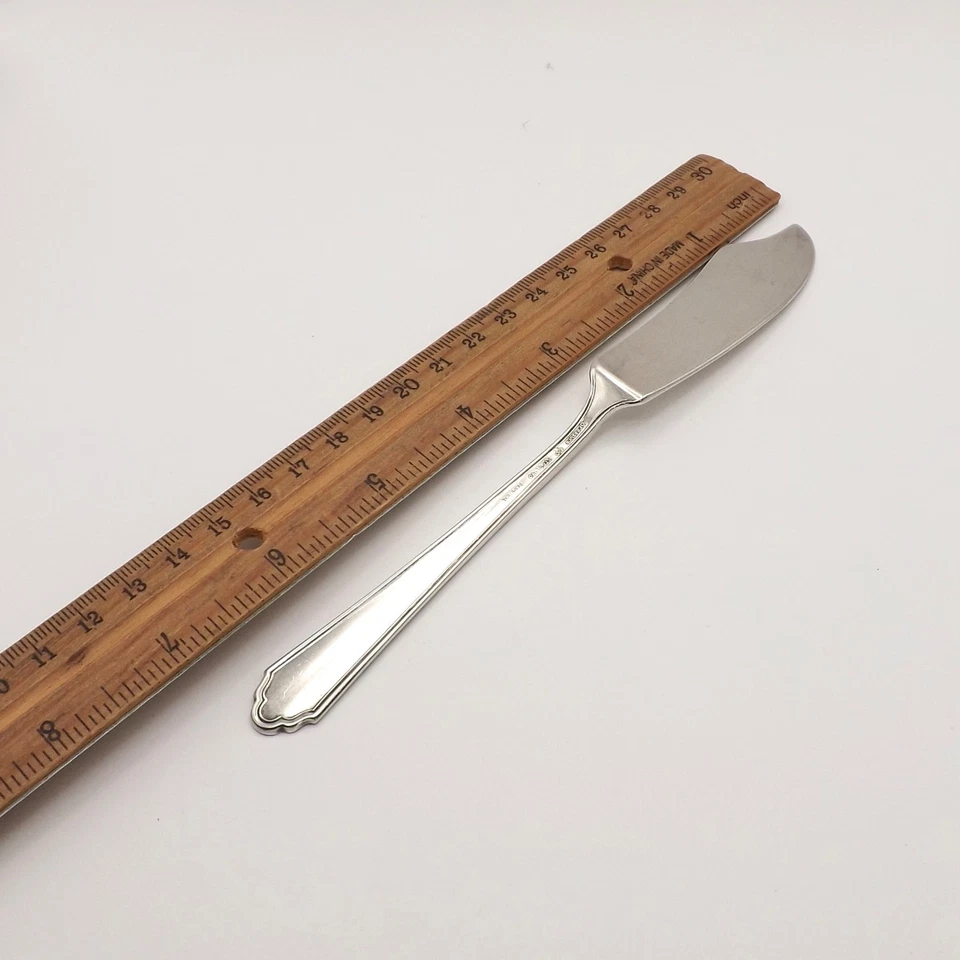 Antiguo cuchillo de mantequilla Lunt de plata esterlina William Mary Treasure Master de 7 pulgadas Foto 2 de 4
